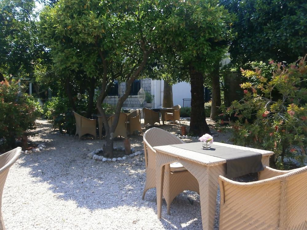Hotel Supetar Cavtat Exterior photo