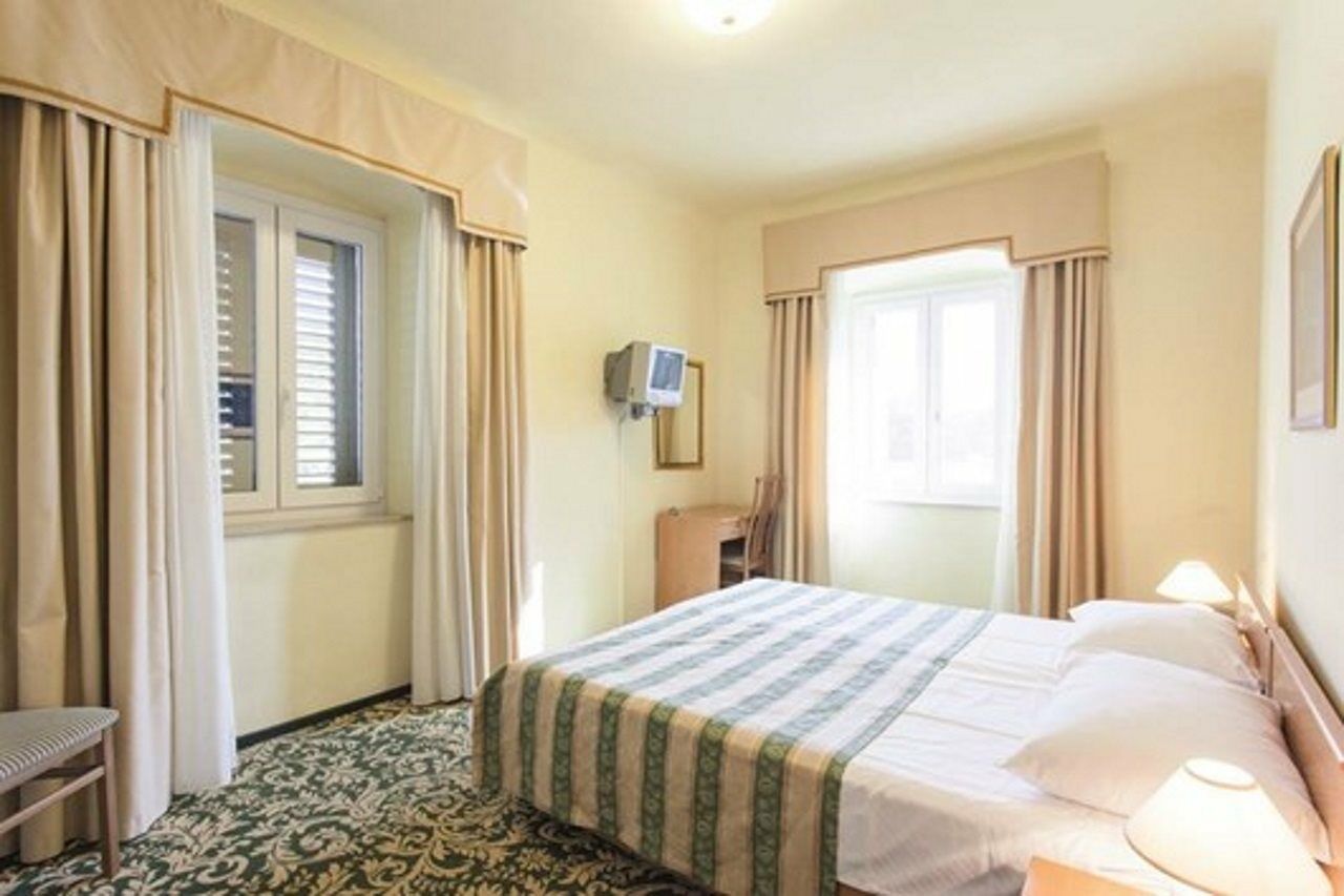 Hotel Supetar Cavtat Exterior photo